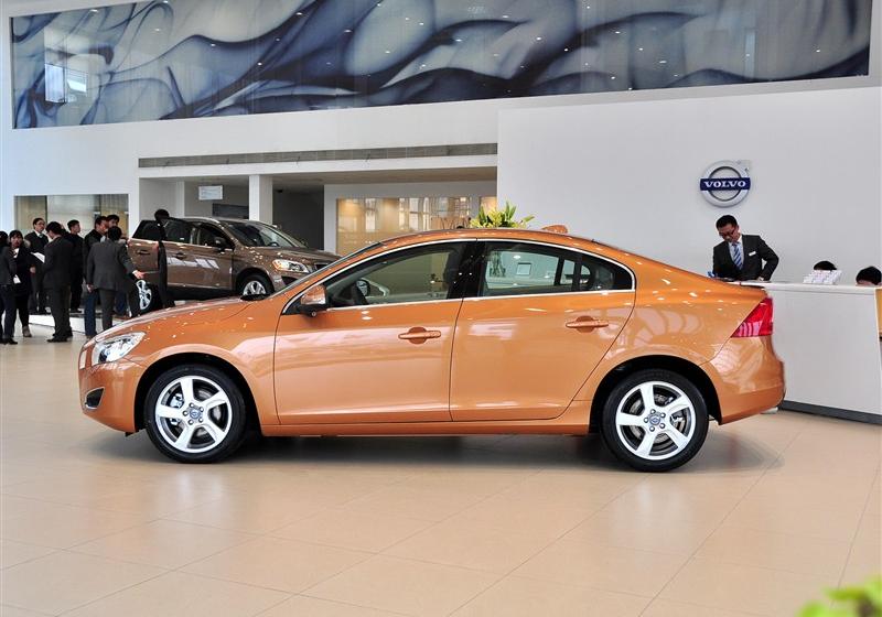 沃爾沃(進口) 沃爾沃S60 2011款 2.0T 智尊版