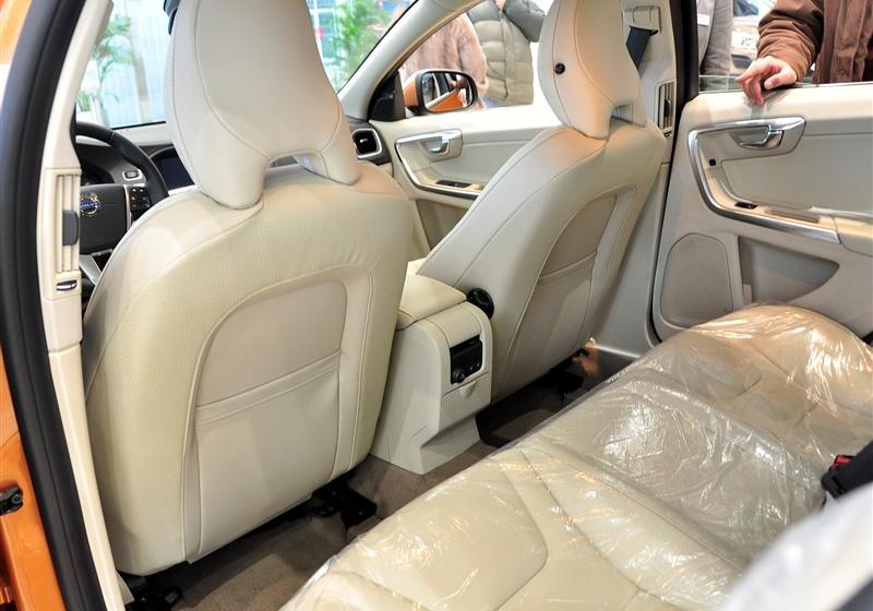 沃爾沃(進口) 沃爾沃S60 2011款 2.0T 智尊版