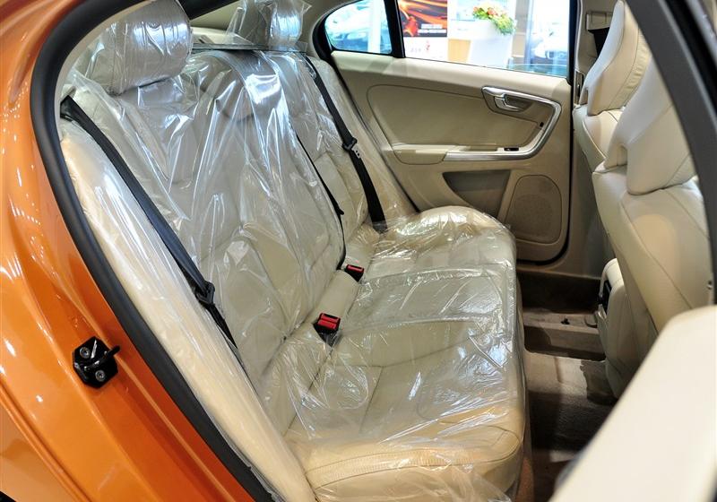 沃爾沃(進(jìn)口) 沃爾沃S60 2011款 2.0T 智尊版