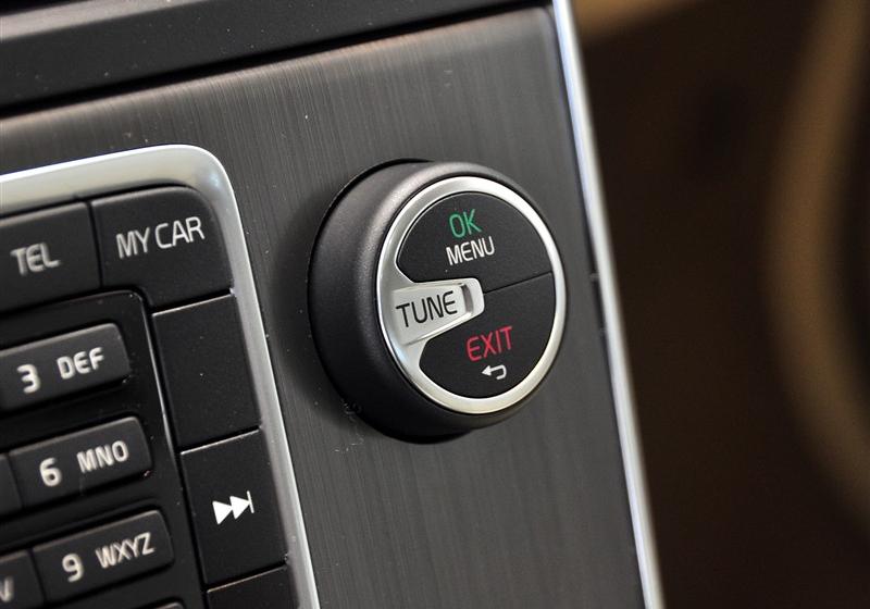 沃爾沃(進(jìn)口) 沃爾沃S60 2011款 2.0T 智尊版