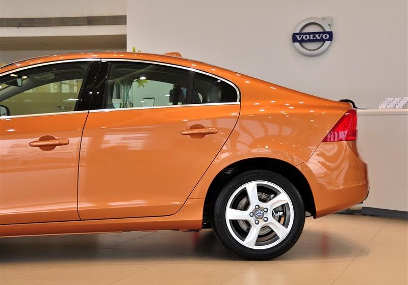 沃爾沃(進口) 沃爾沃S60 2011款 2.0T 智尊版