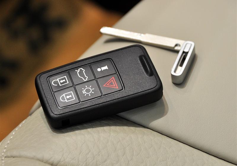 沃爾沃(進(jìn)口) 沃爾沃S60 2011款 2.0T 智尊版