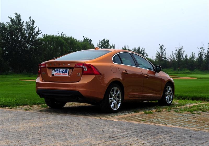 沃爾沃(進(jìn)口) 沃爾沃S60 2011款 3.0 T6 AWD 智尊版