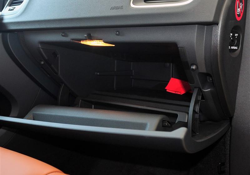 沃爾沃(進(jìn)口) 沃爾沃S60 2011款 3.0 T6 AWD 智尊版