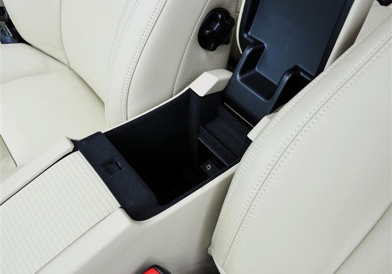 沃爾沃(進口) 沃爾沃XC60 2012款 3.0 T6 AWD舒適版