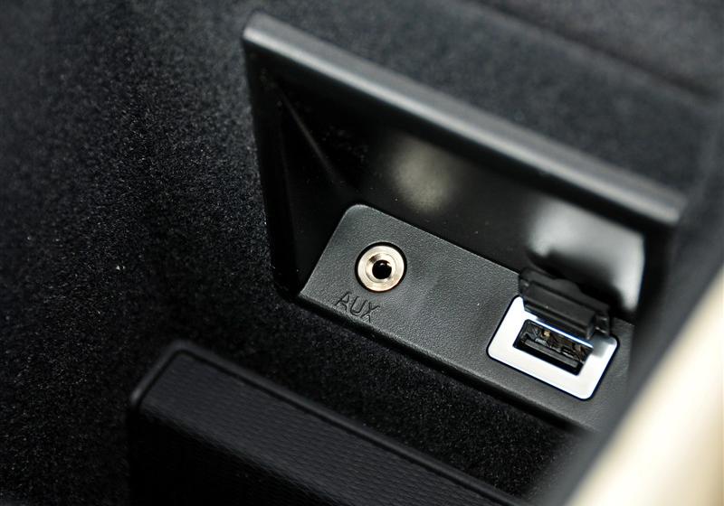 沃爾沃(進口) 沃爾沃XC60 2012款 3.0 T6 AWD舒適版