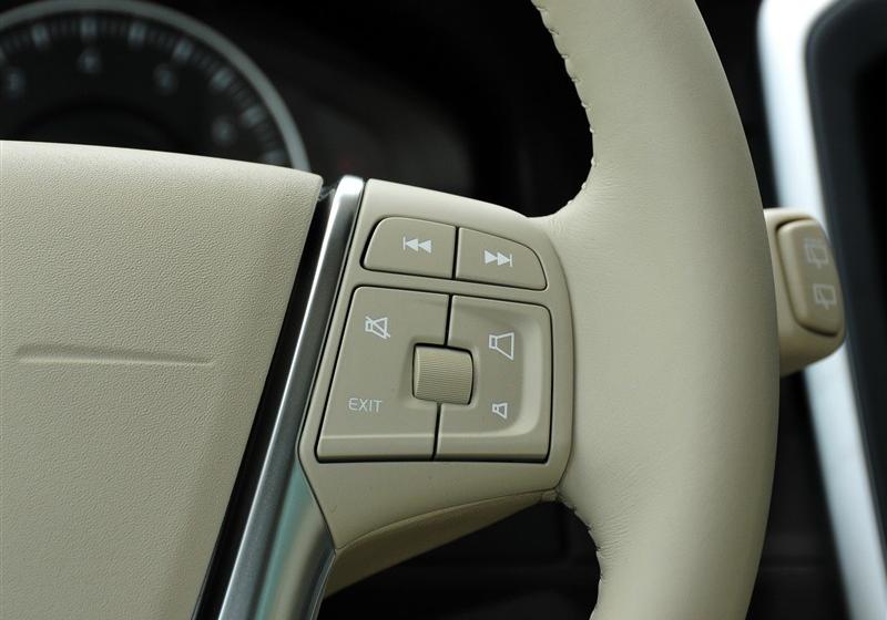 沃爾沃(進口) 沃爾沃XC60 2012款 3.0 T6 AWD舒適版