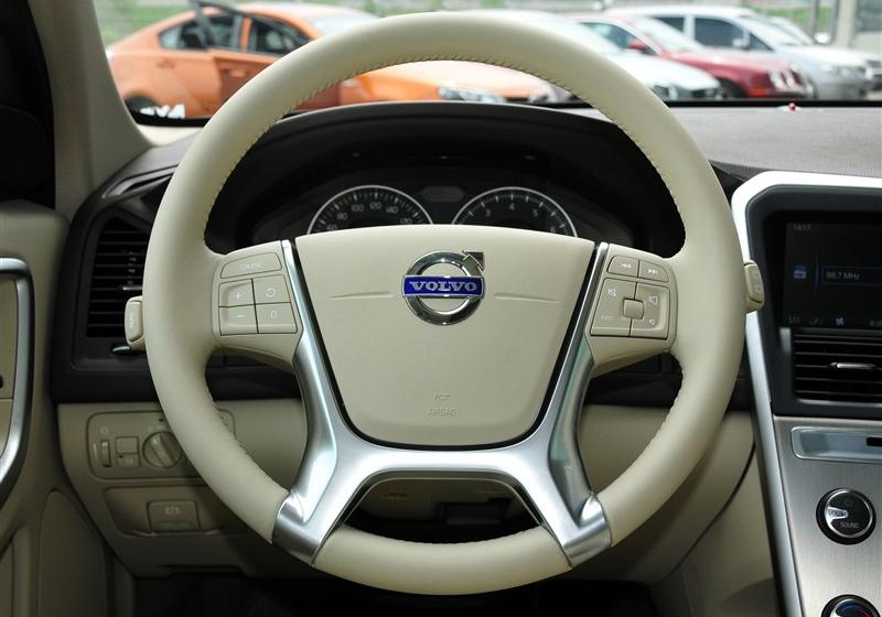 沃爾沃(進口) 沃爾沃XC60 2012款 3.0 T6 AWD舒適版