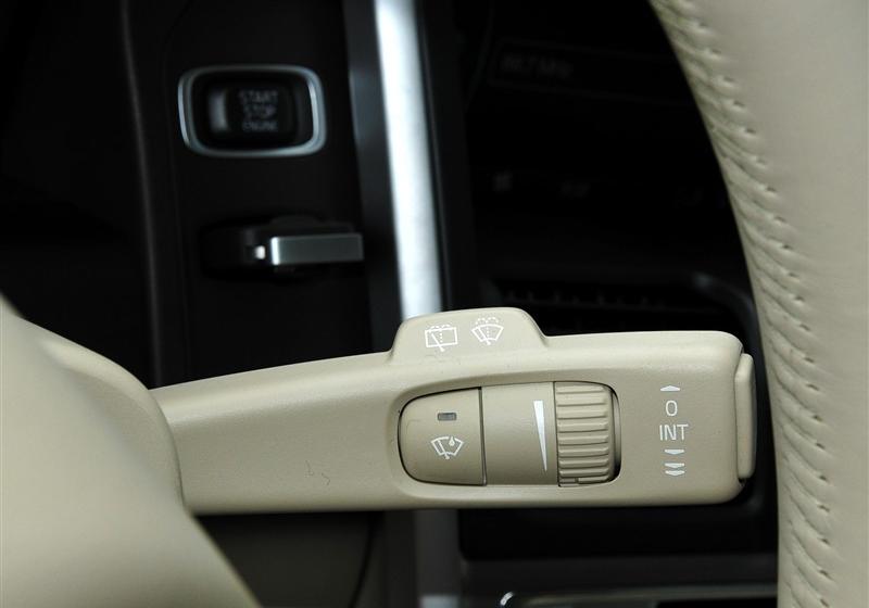 沃爾沃(進口) 沃爾沃XC60 2012款 3.0 T6 AWD舒適版