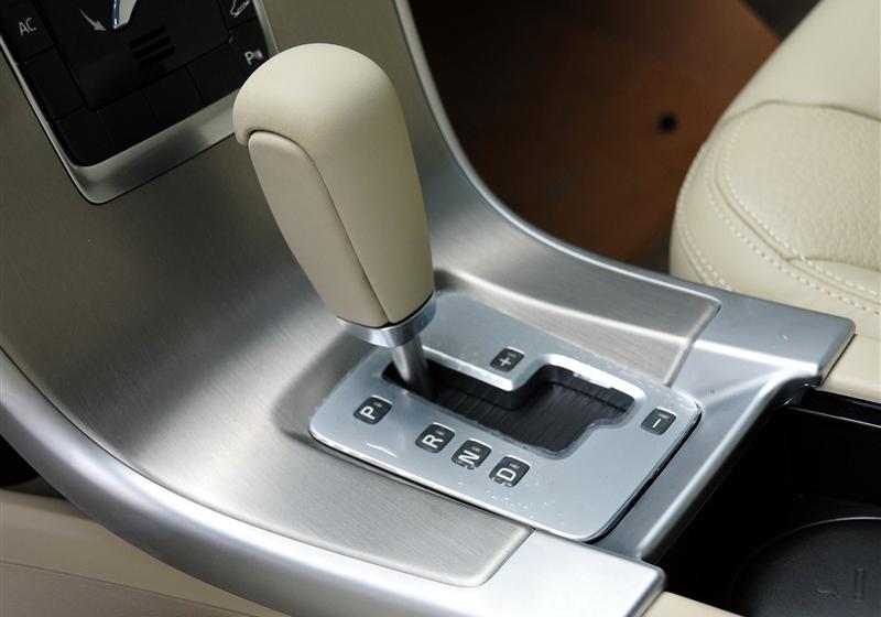 沃爾沃(進口) 沃爾沃XC60 2012款 3.0 T6 AWD舒適版