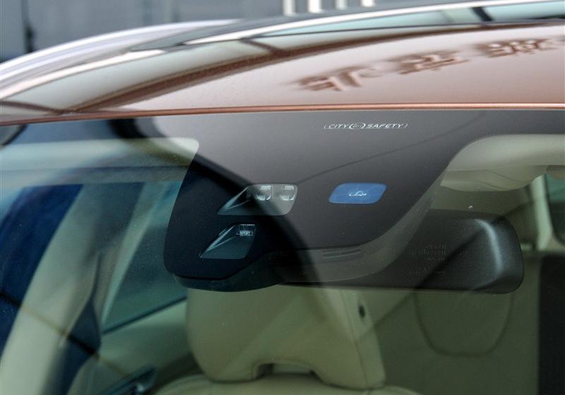 沃爾沃(進(jìn)口) 沃爾沃XC60 2012款 3.0 T6 AWD舒適版