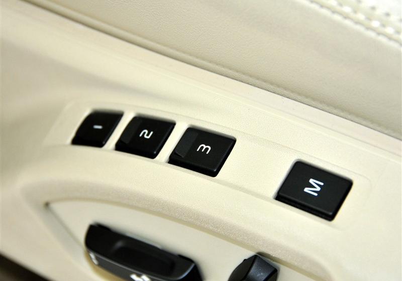 沃爾沃(進口) 沃爾沃XC60 2011款 2.0T 智雅版