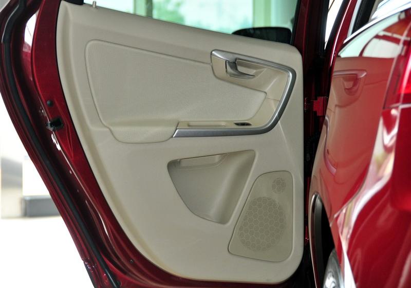 沃爾沃(進口) 沃爾沃XC60 2011款 2.0T 智雅版