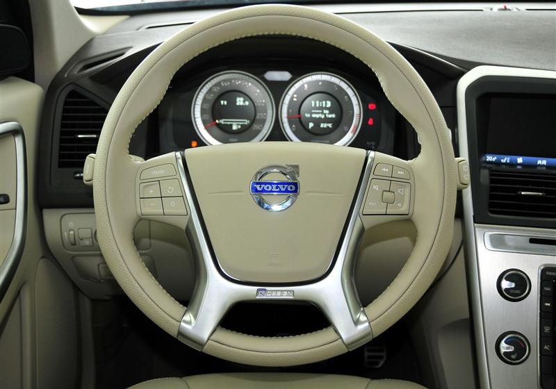 沃爾沃(進口) 沃爾沃XC60 2011款 2.0T 智雅版