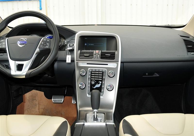 沃爾沃(進口) 沃爾沃XC60 2011款 3.0 T6 R-Design 個性運動版