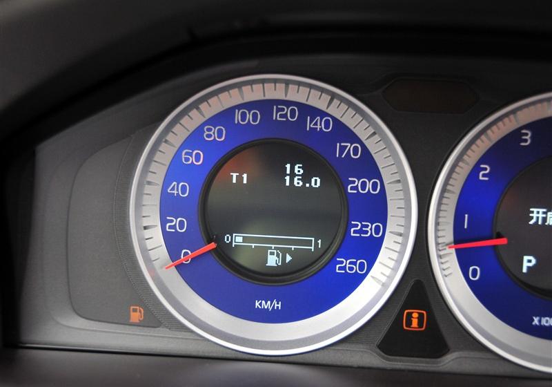 沃爾沃(進口) 沃爾沃XC60 2011款 3.0 T6 R-Design 個性運動版