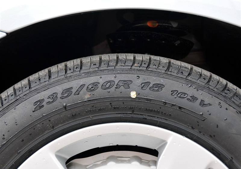 沃爾沃(進(jìn)口) 沃爾沃XC60 2011款 3.0 T6 R-Design 個(gè)性運(yùn)動(dòng)版