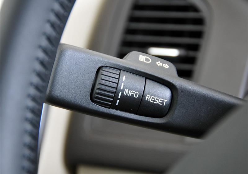 沃爾沃(進口) 沃爾沃XC60 2011款 3.0 T6 AWD智尊版