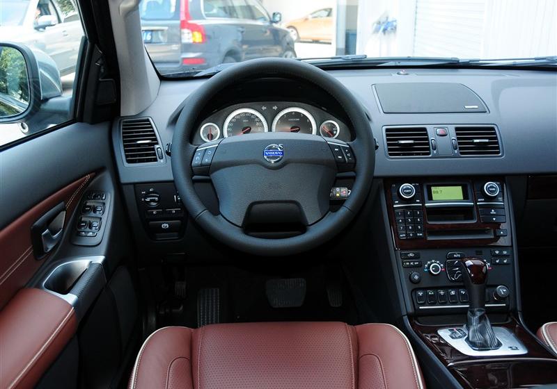 沃爾沃(進(jìn)口) 沃爾沃XC90 2012款 2.5T 北歐行政版