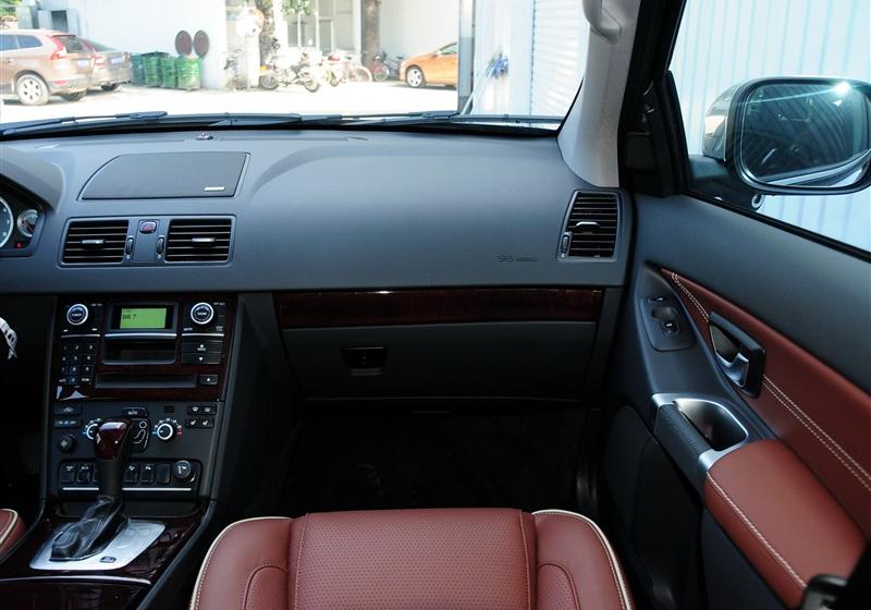 沃爾沃(進口) 沃爾沃XC90 2012款 2.5T 北歐行政版