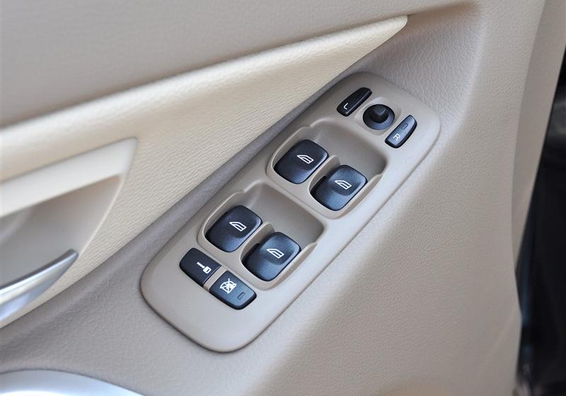 沃爾沃(進口) 沃爾沃XC90 2011款 2.5T 北歐豪華版