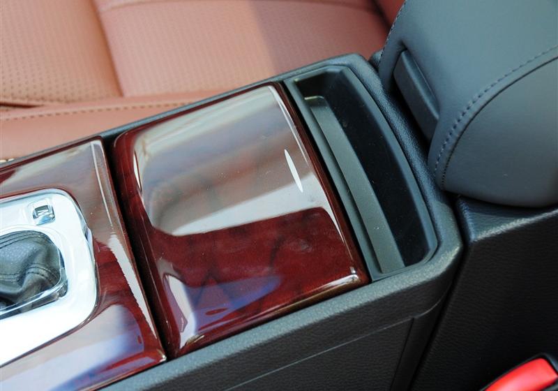 沃爾沃(進口) 沃爾沃XC90 2011款 2.5T 北歐行政版