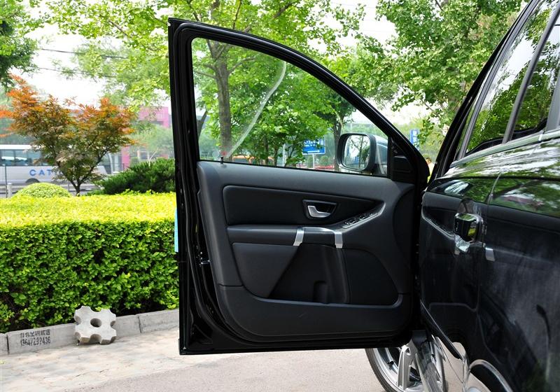 沃爾沃(進口) 沃爾沃XC90 2011款 2.5T 北歐個性運動版