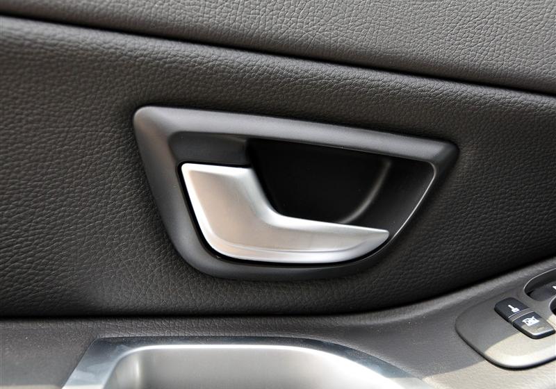 沃爾沃(進(jìn)口) 沃爾沃XC90 2011款 2.5T 北歐個(gè)性運(yùn)動(dòng)版