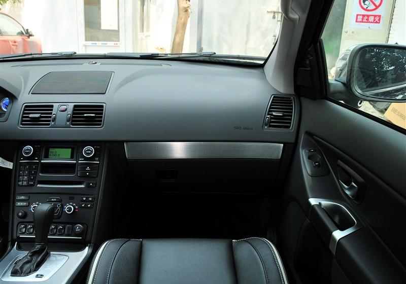 沃爾沃(進口) 沃爾沃XC90 2011款 2.5T 北歐個性運動版