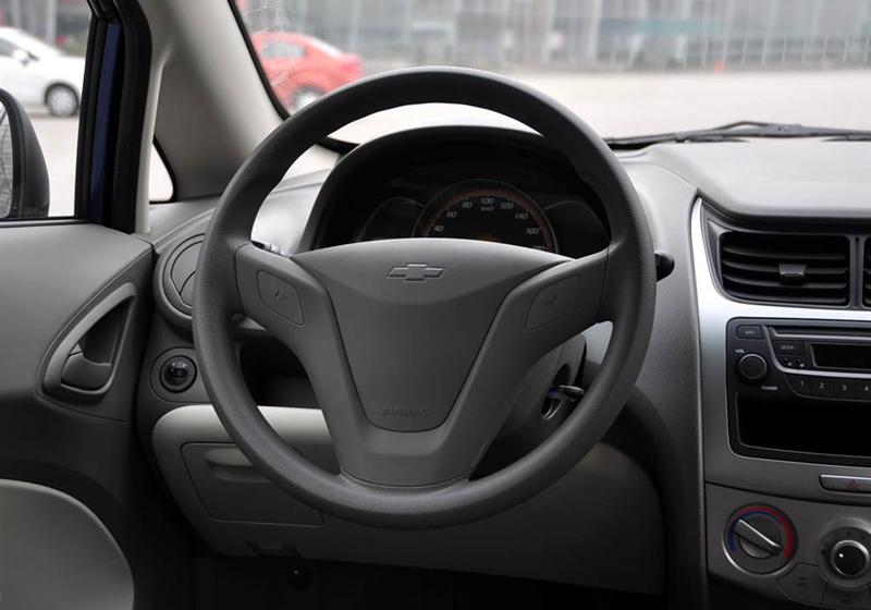 通用雪佛蘭 賽歐 2010款 1.4L 手動理想版