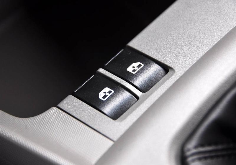 通用雪佛蘭 賽歐 2010款 1.4L 手動理想版