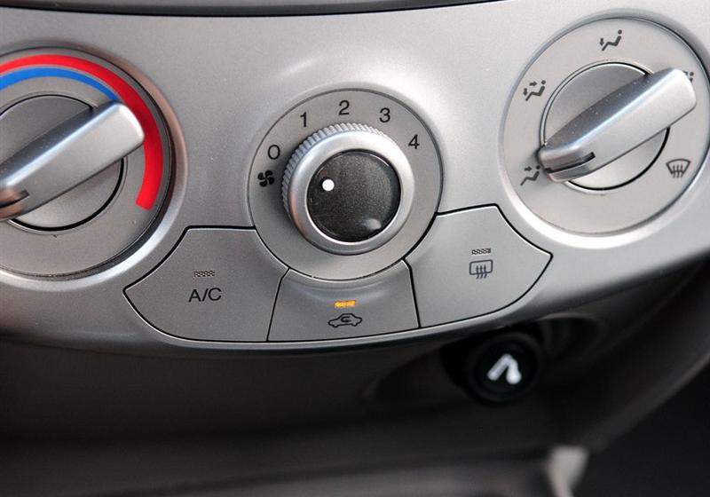 通用雪佛蘭 賽歐 2010款 兩廂 1.4L EMT優逸版