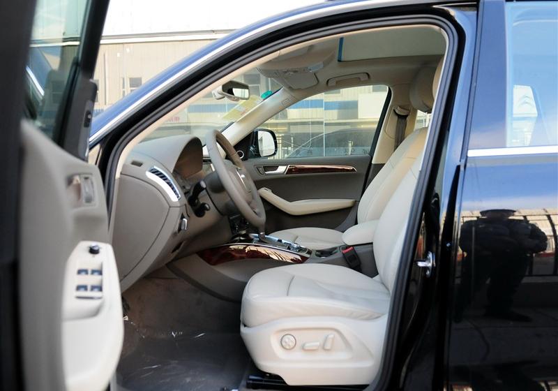 奧迪Q5  2011款 2.0TSI 舒適型