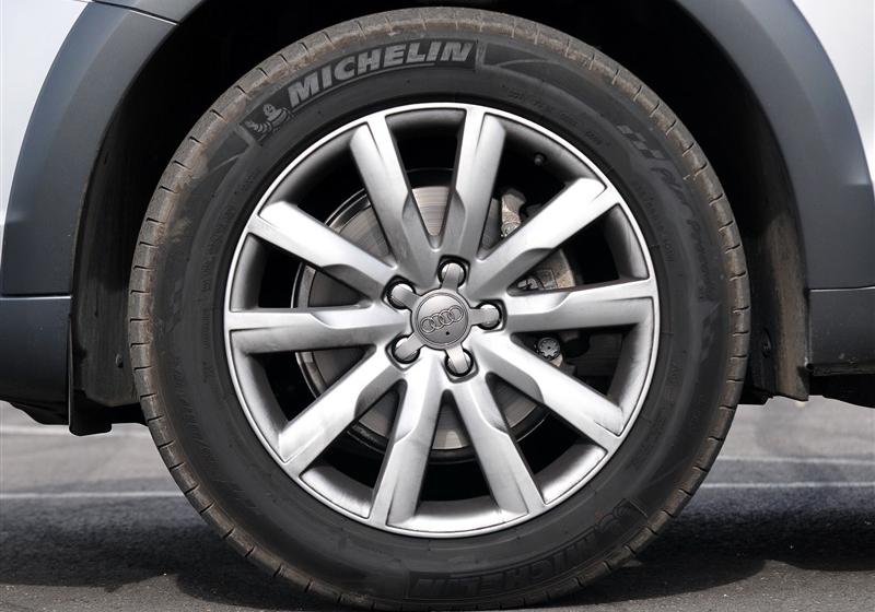 奧迪Q5  2011款 2.0TSI 豪華型