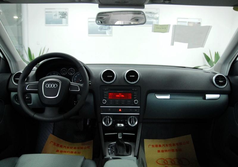 奧迪A3  2010款 Sportback 1.4T 豪華型