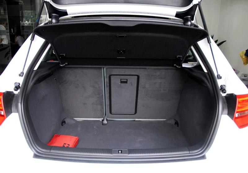 奧迪A3  2010款 Sportback 1.4T 豪華型