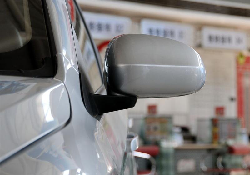 風(fēng)云2  2010款 1.5 兩廂 豪華型