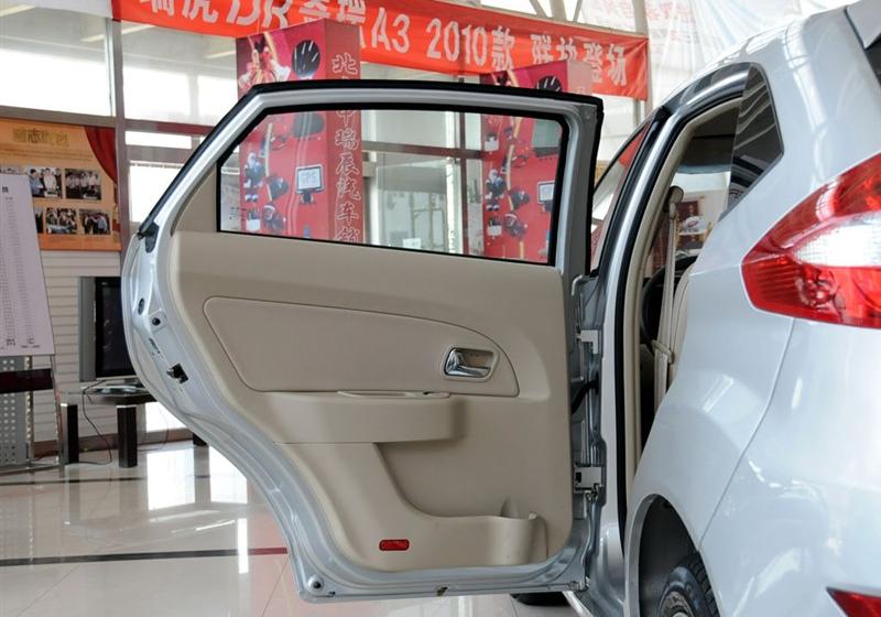 風(fēng)云2  2010款 1.5 兩廂 豪華型