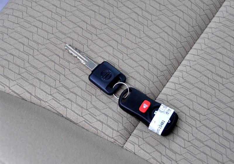 驪威  2010款 勁逸版 1.8XE MT標準型