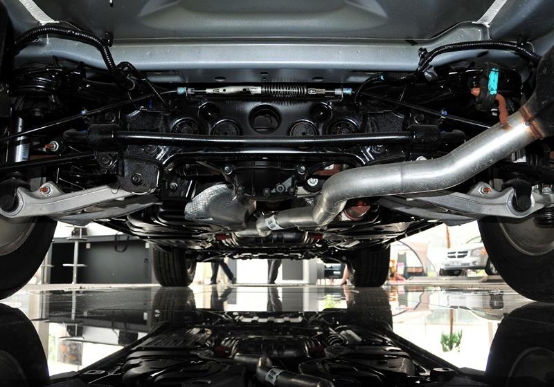 大切諾基(進(jìn)口)  2011款 3.6 豪華版