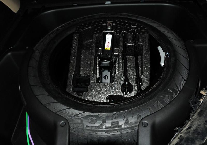 大切諾基(進(jìn)口)  2011款 3.6 豪華導(dǎo)航版