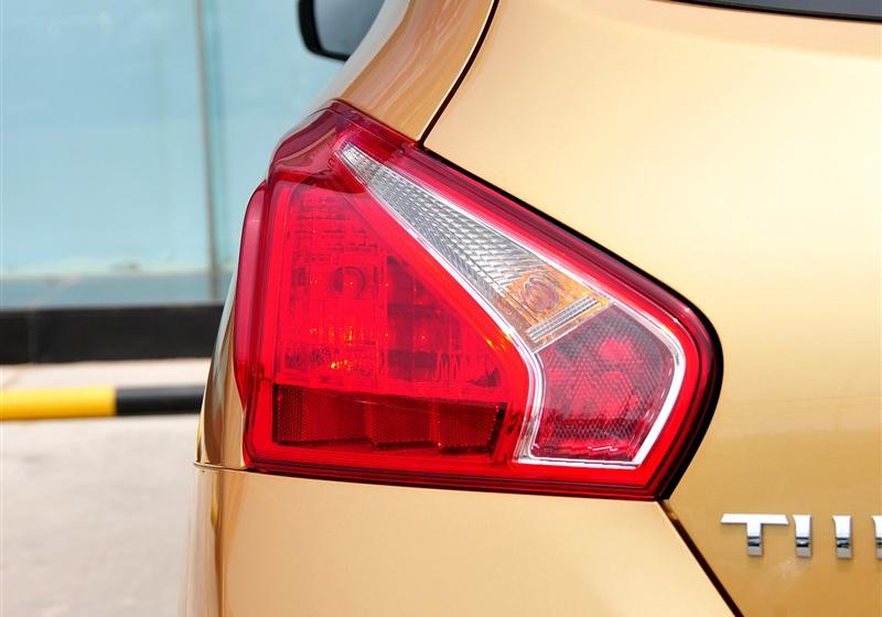 騏達  2011款 1.6 CVT智能型