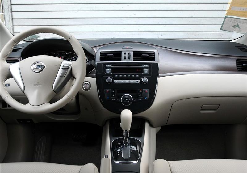 騏達(dá)  2011款 1.6 CVT豪華型