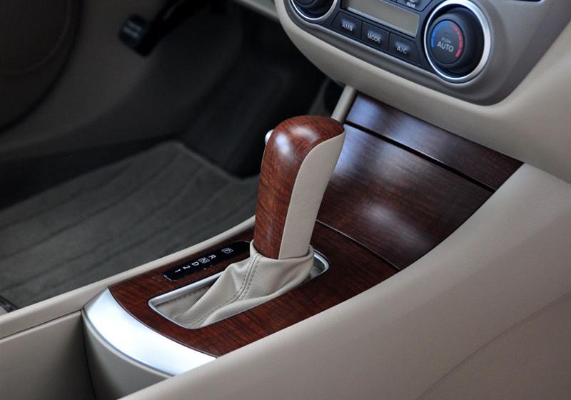 軒逸  2009款 1.6XL 豪華天窗版 AT