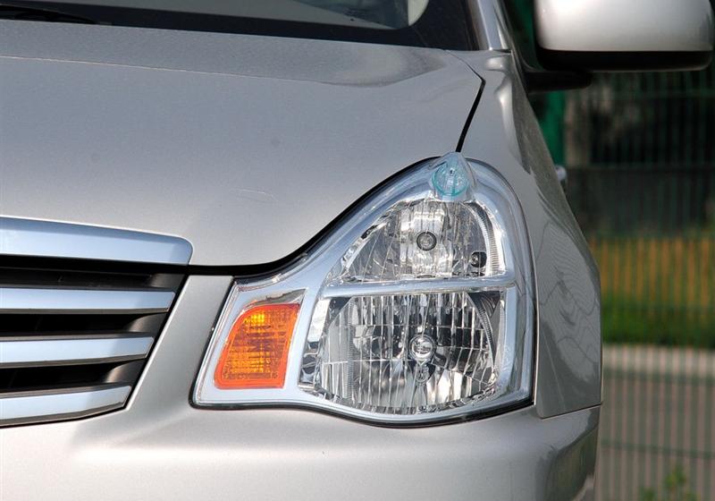 軒逸  2009款 2.0XL 科技天窗版