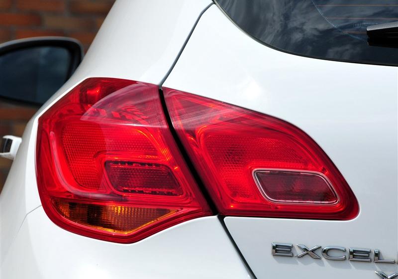 英朗  2010款 XT 1.6T 時尚運動版