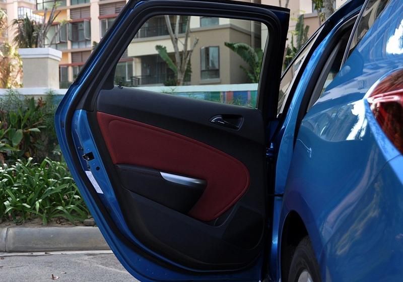 英朗  2010款 XT 1.6T 新銳運動版