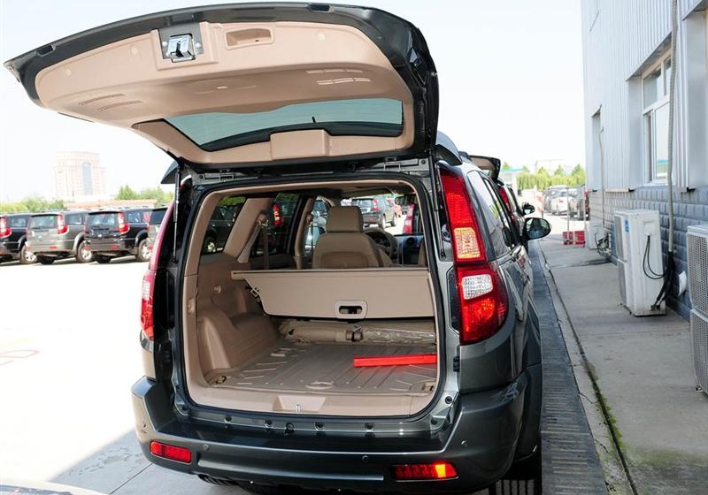 哈弗H3  2010款 領(lǐng)先版 2.5TCI四驅(qū)超豪華型