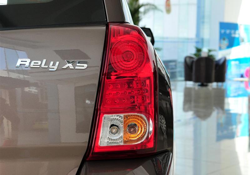 威麟X5  2010款 2.0T 四驅(qū)精英型