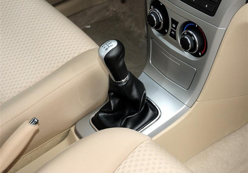 騰翼C30  2012款 1.5 手動(dòng)舒適型